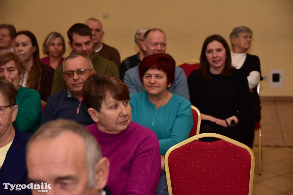 Popołudniowy spektakl w B-CKiP Gminy Lubiewo zgromadził tłumy 