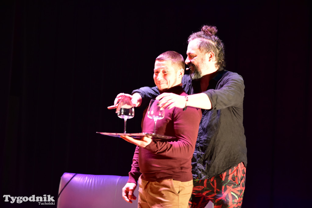 Popołudniowy spektakl w B-CKiP Gminy Lubiewo zgromadził tłumy 