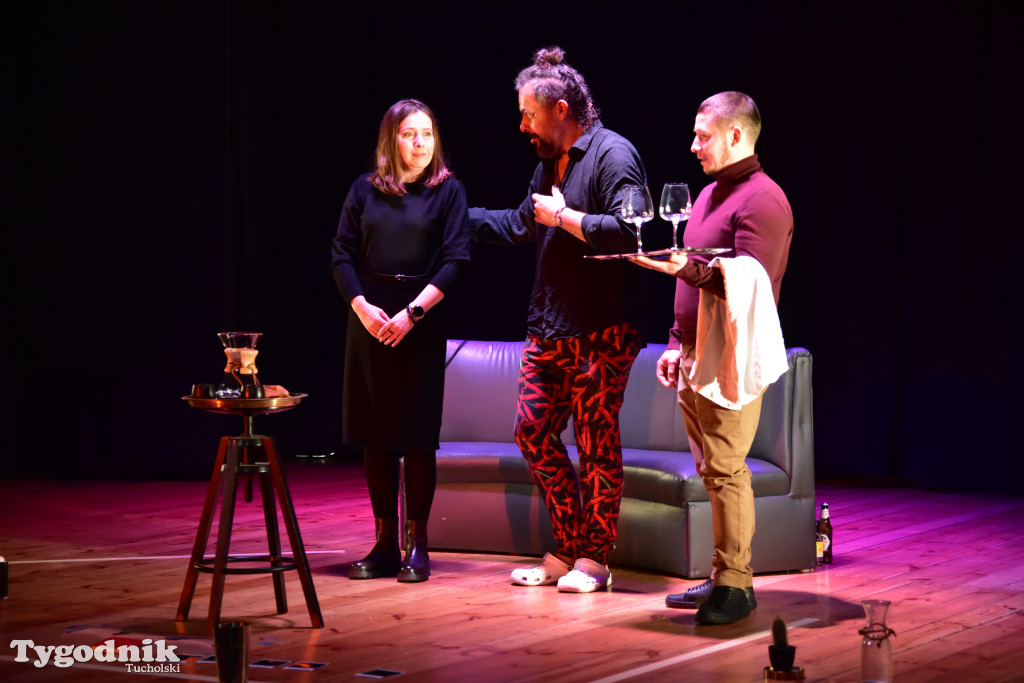 Popołudniowy spektakl w B-CKiP Gminy Lubiewo zgromadził tłumy 