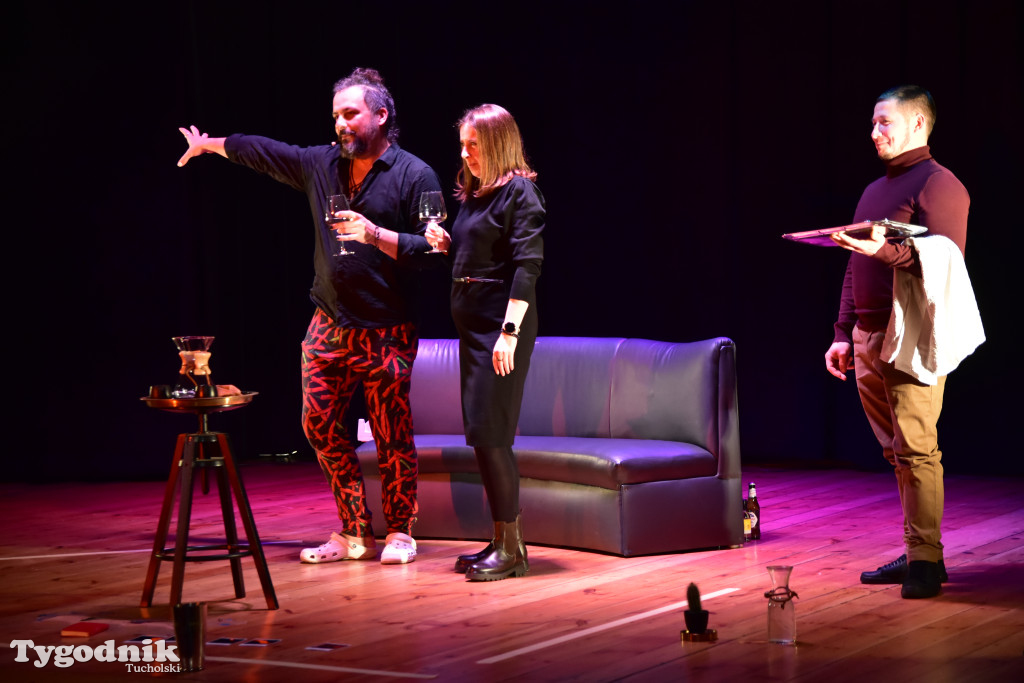 Popołudniowy spektakl w B-CKiP Gminy Lubiewo zgromadził tłumy 