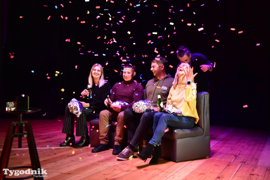 Popołudniowy spektakl w B-CKiP Gminy Lubiewo zgromadził tłumy 