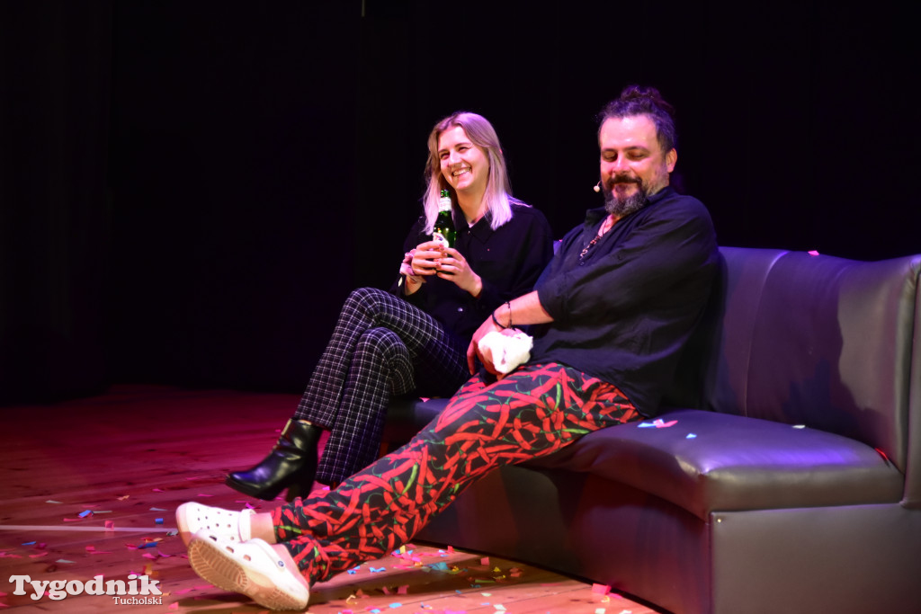 Popołudniowy spektakl w B-CKiP Gminy Lubiewo zgromadził tłumy 