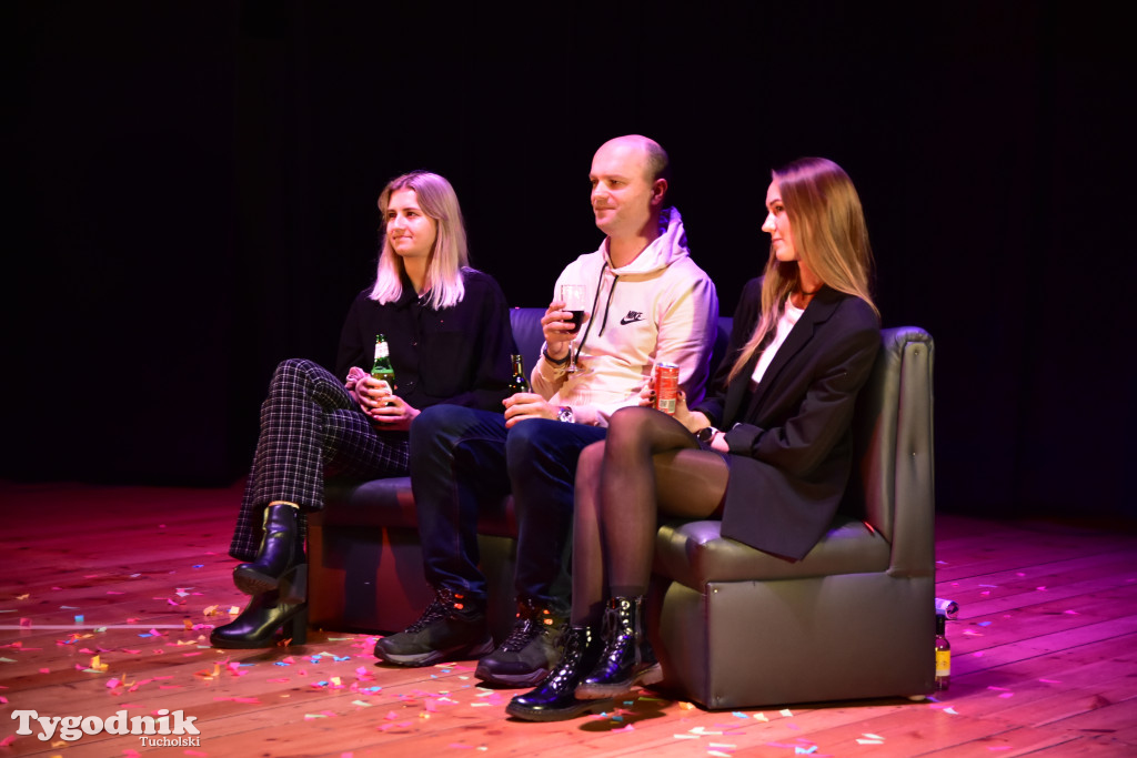 Popołudniowy spektakl w B-CKiP Gminy Lubiewo zgromadził tłumy 