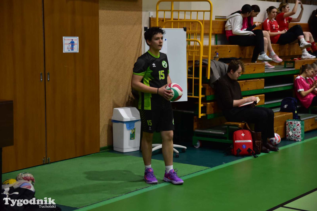 Tuchola: Mikołajkowy Turniej Piłki Siatkowej