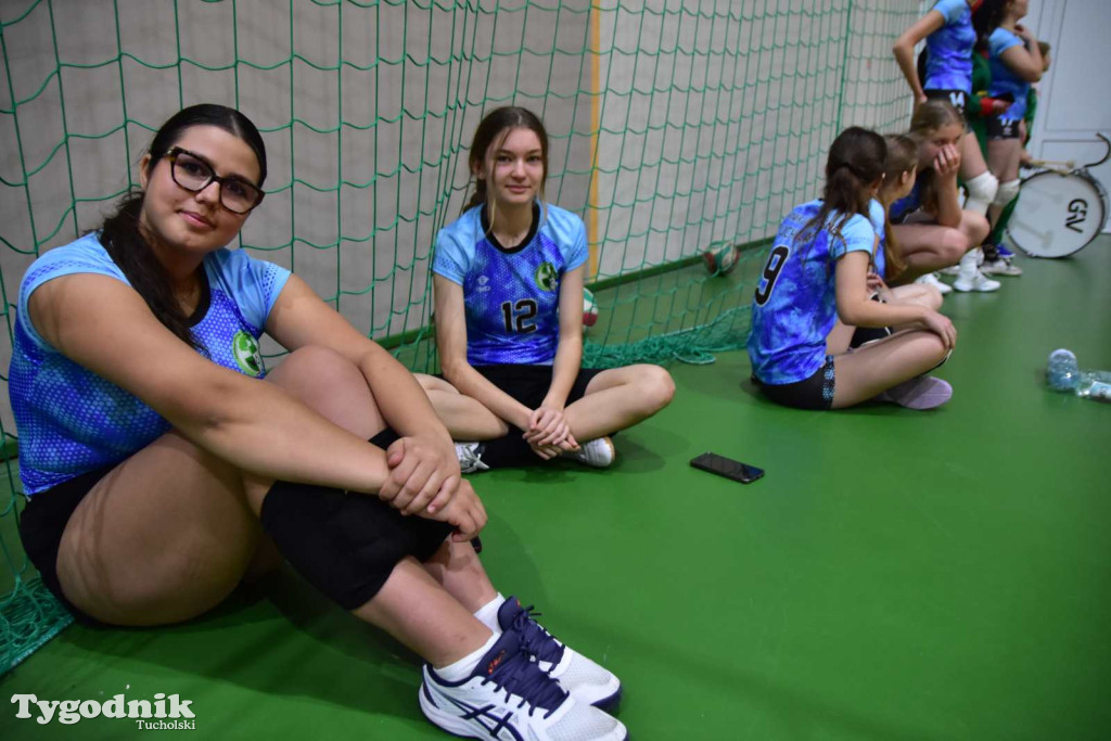 Tuchola: Mikołajkowy Turniej Piłki Siatkowej