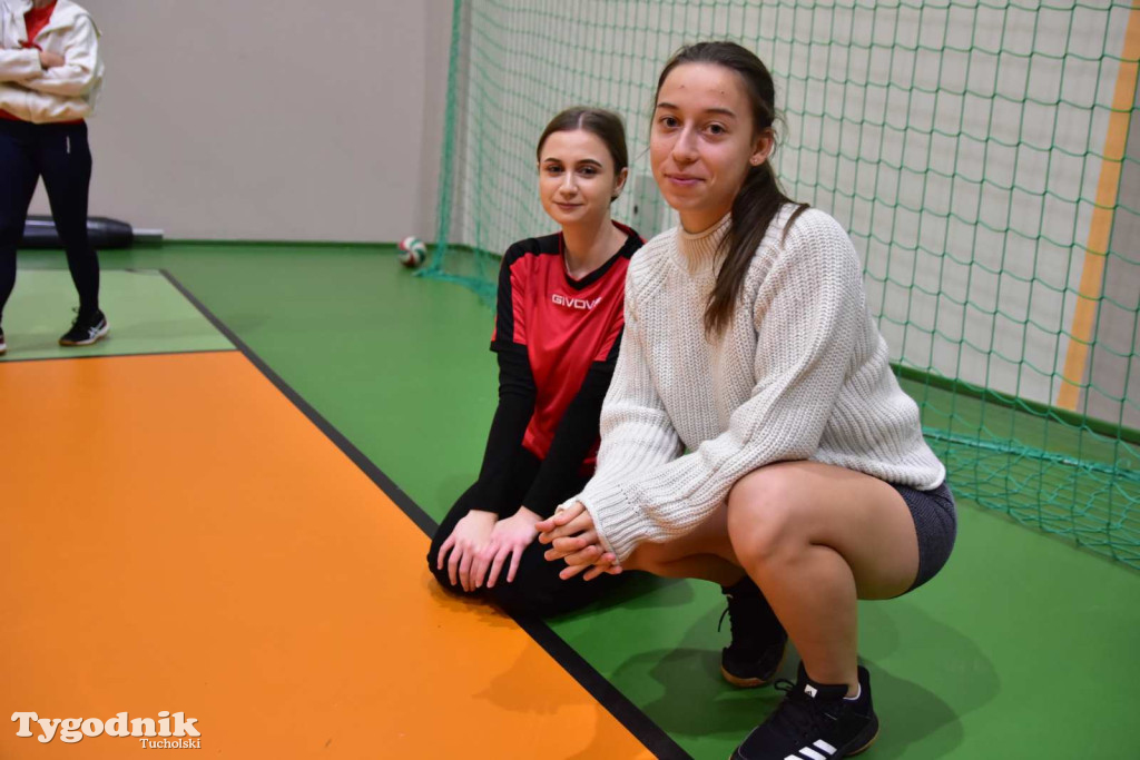 Tuchola: Mikołajkowy Turniej Piłki Siatkowej