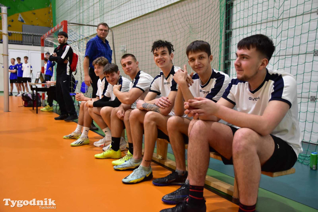 Tuchola: Mikołajkowy Turniej Piłki Siatkowej