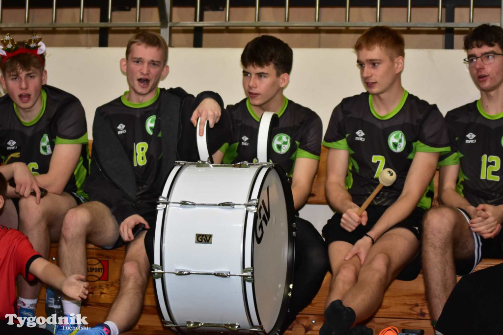 Tuchola: Mikołajkowy Turniej Piłki Siatkowej