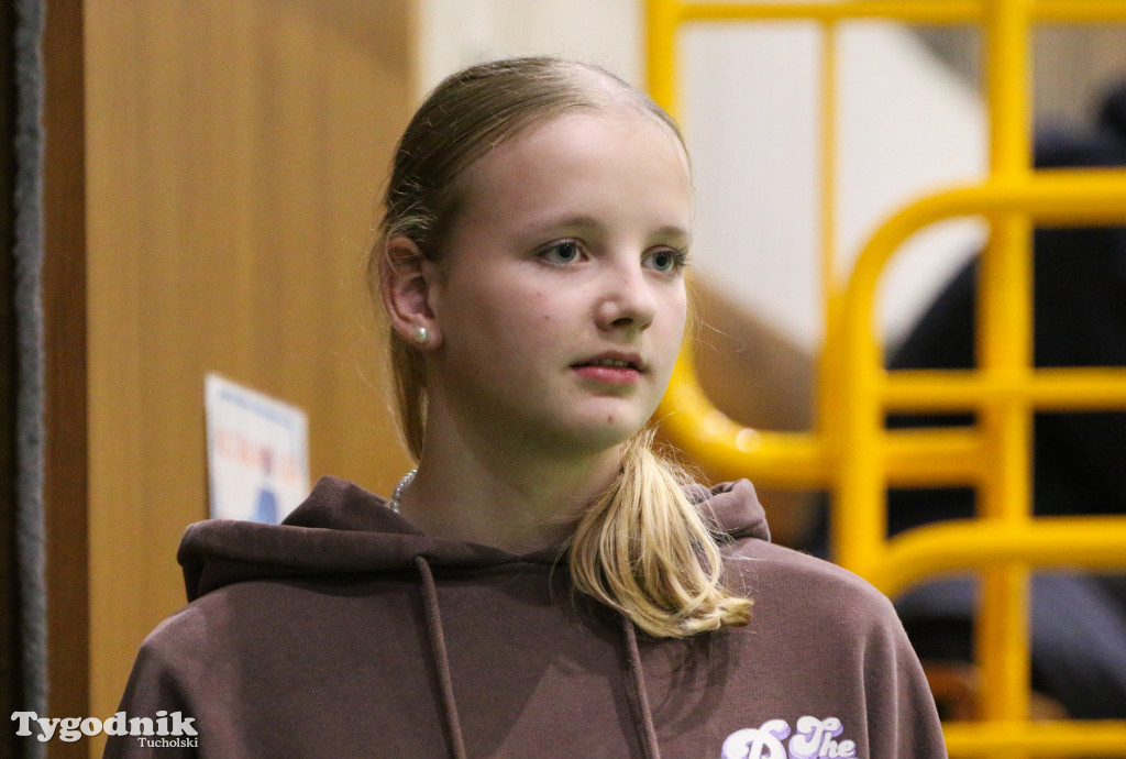 Siatkówka - liga wojewódzka juniorek: MLKS Tucholanka Europrojekt Tuchola - UKS Czwórka Włocławek 3:0