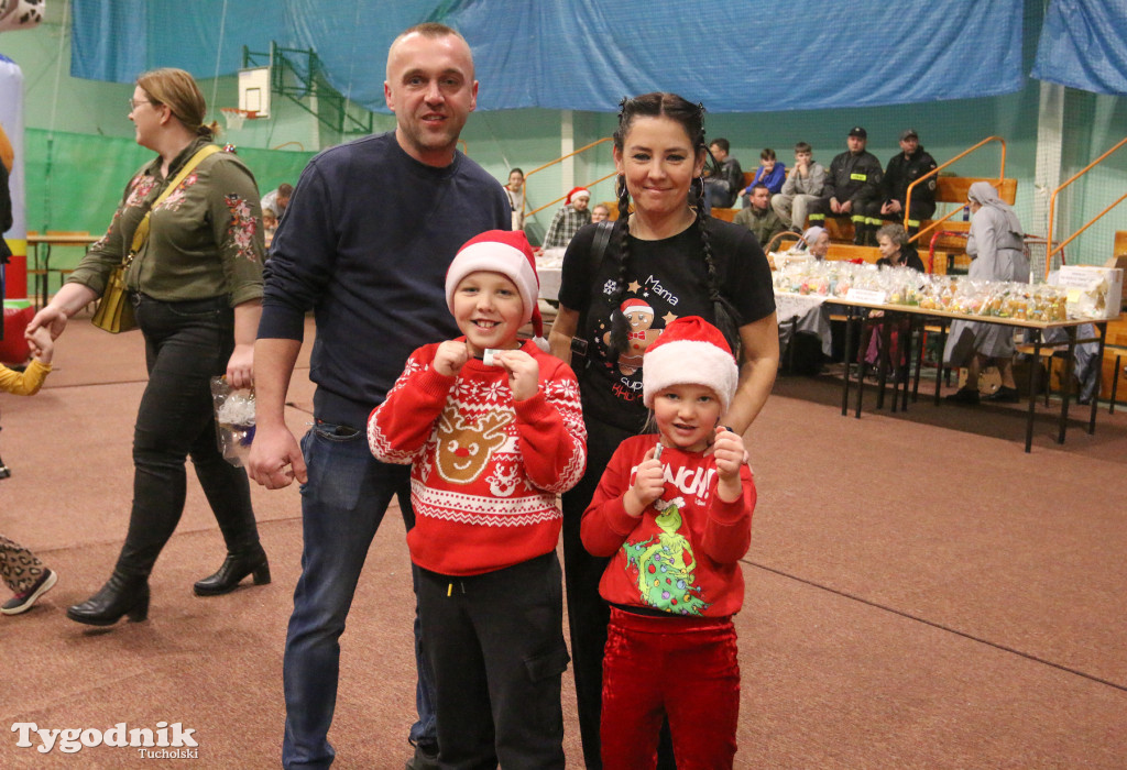 Jarmark Bożonarodzeniowy w Gostycynie: ścigano Grincha, goniono za Mikołajem