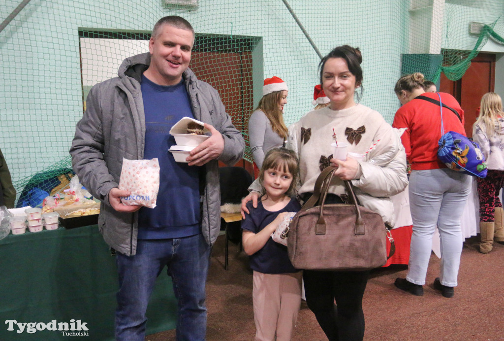 Jarmark Bożonarodzeniowy w Gostycynie: ścigano Grincha, goniono za Mikołajem