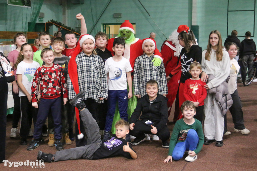 Jarmark Bożonarodzeniowy w Gostycynie: ścigano Grincha, goniono za Mikołajem