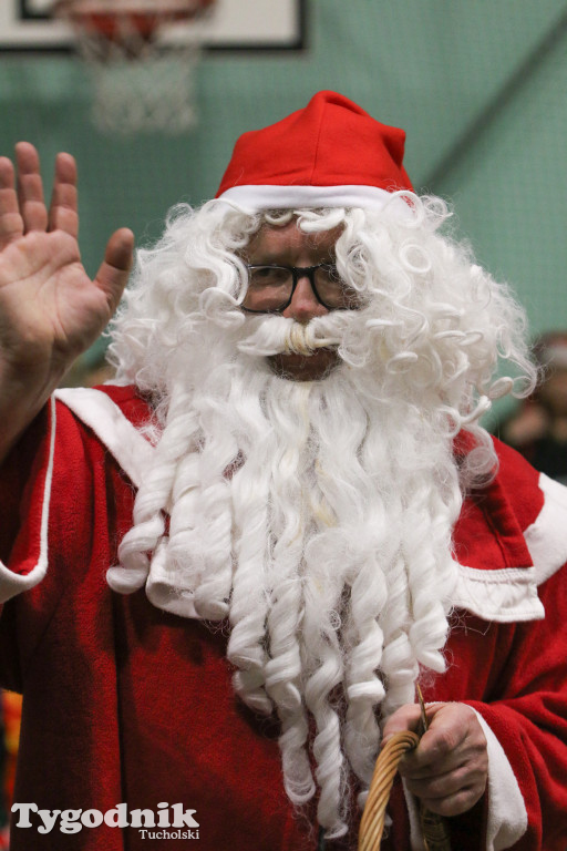 Jarmark Bożonarodzeniowy w Gostycynie: ścigano Grincha, goniono za Mikołajem