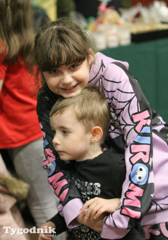 Jarmark Bożonarodzeniowy w Gostycynie: ścigano Grincha, goniono za Mikołajem