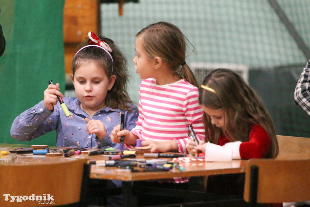 Jarmark Bożonarodzeniowy w Gostycynie: ścigano Grincha, goniono za Mikołajem