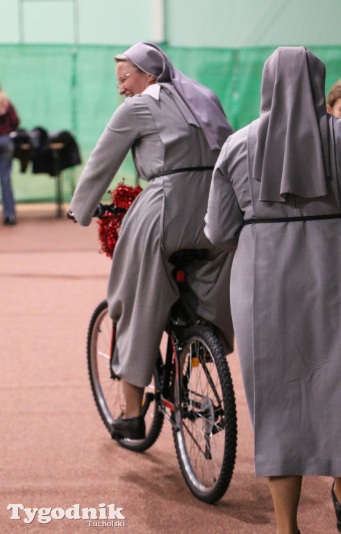 Jarmark Bożonarodzeniowy w Gostycynie: ścigano Grincha, goniono za Mikołajem