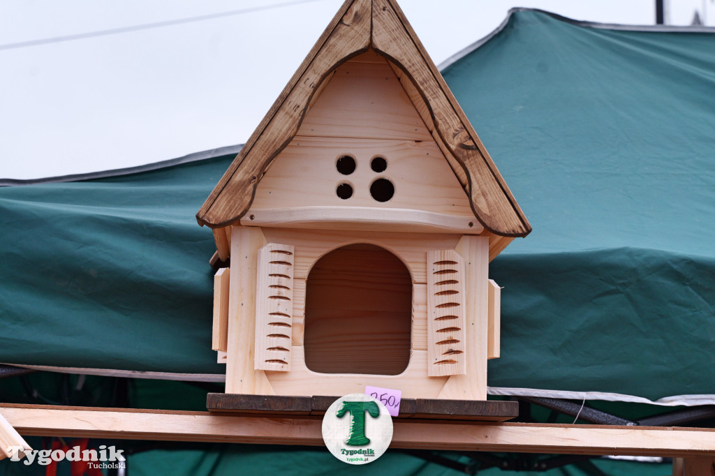 Kiermasz Świąteczny na dworcu w Tucholi