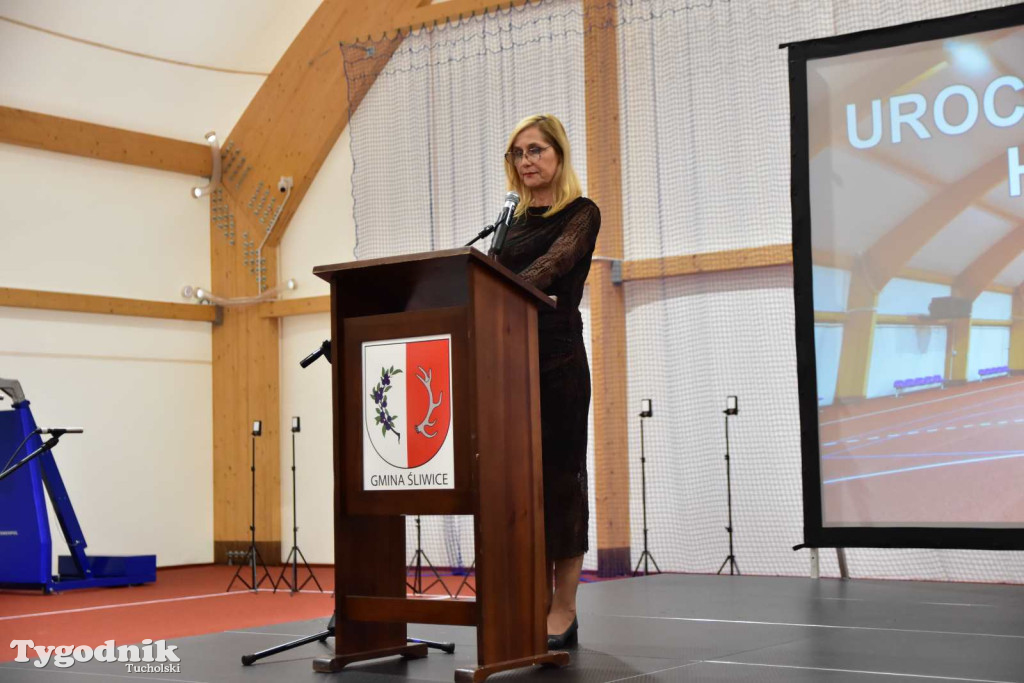 Śliwice: Uroczyście otwarto halę Olimpia przy Szkole Podstawowej im. Ks. Prałata Erharda Staniszewskiego