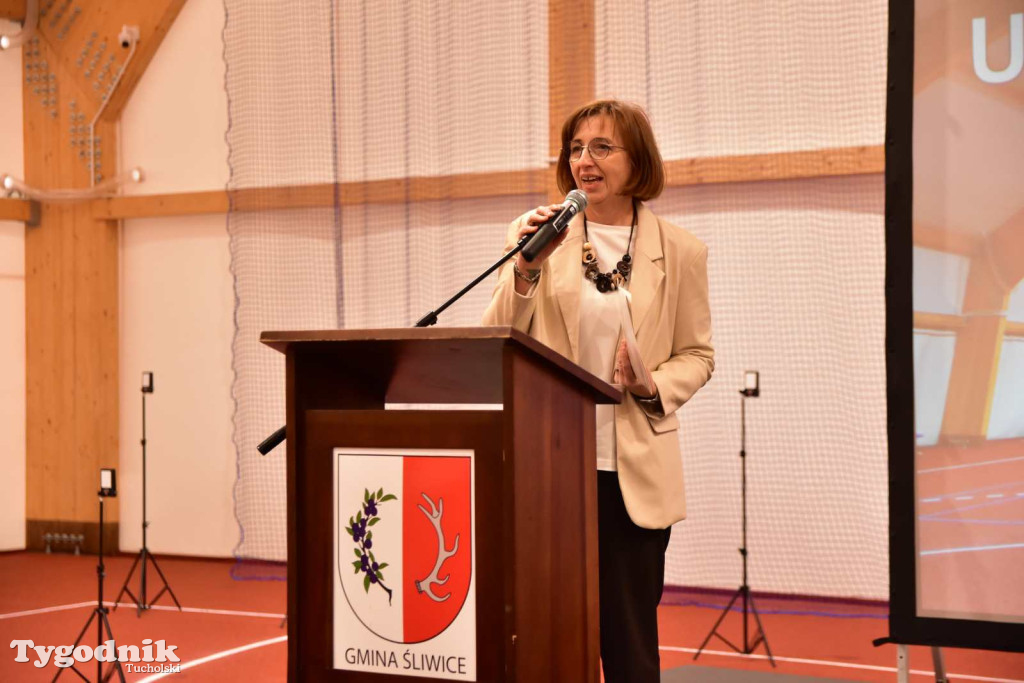 Śliwice: Uroczyście otwarto halę Olimpia przy Szkole Podstawowej im. Ks. Prałata Erharda Staniszewskiego