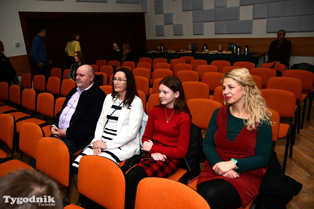 IX Powiatowy Konkurs Śpiewania Kolęd, Pastorałek i Piosenek Świątecznych w Języku Obcym