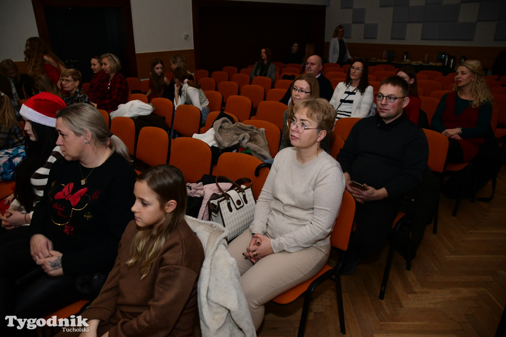 IX Powiatowy Konkurs Śpiewania Kolęd, Pastorałek i Piosenek Świątecznych w Języku Obcym