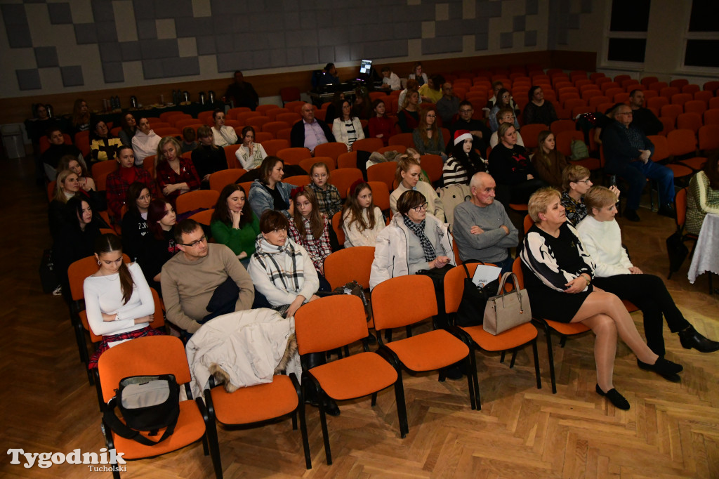 IX Powiatowy Konkurs Śpiewania Kolęd, Pastorałek i Piosenek Świątecznych w Języku Obcym