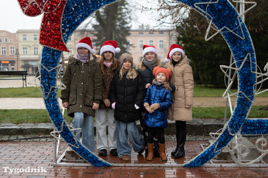 Borowiacki Jarmark na rynku: GALERIA NR 1