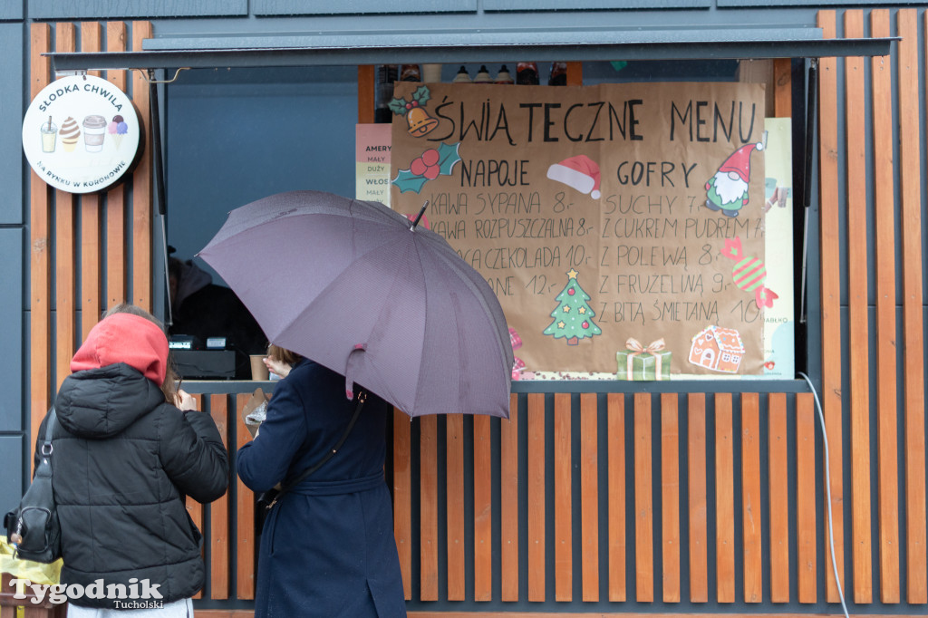 Borowiacki Jarmark na rynku: GALERIA NR 1