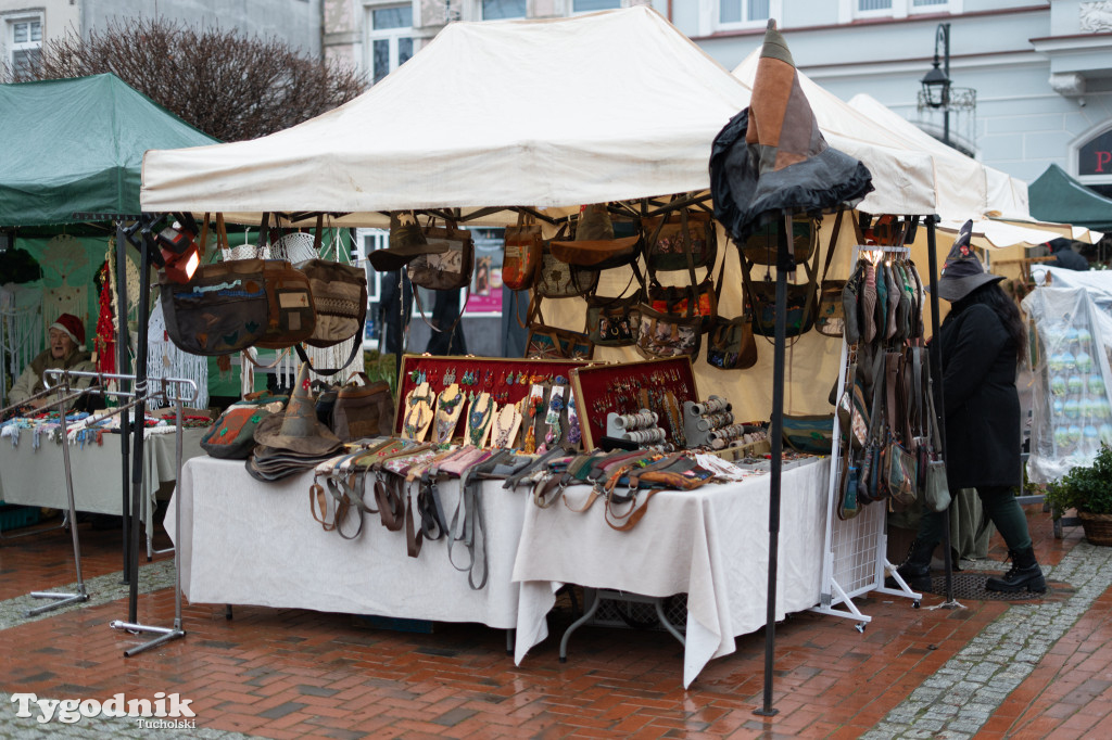 Borowiacki Jarmark na rynku: GALERIA NR 1