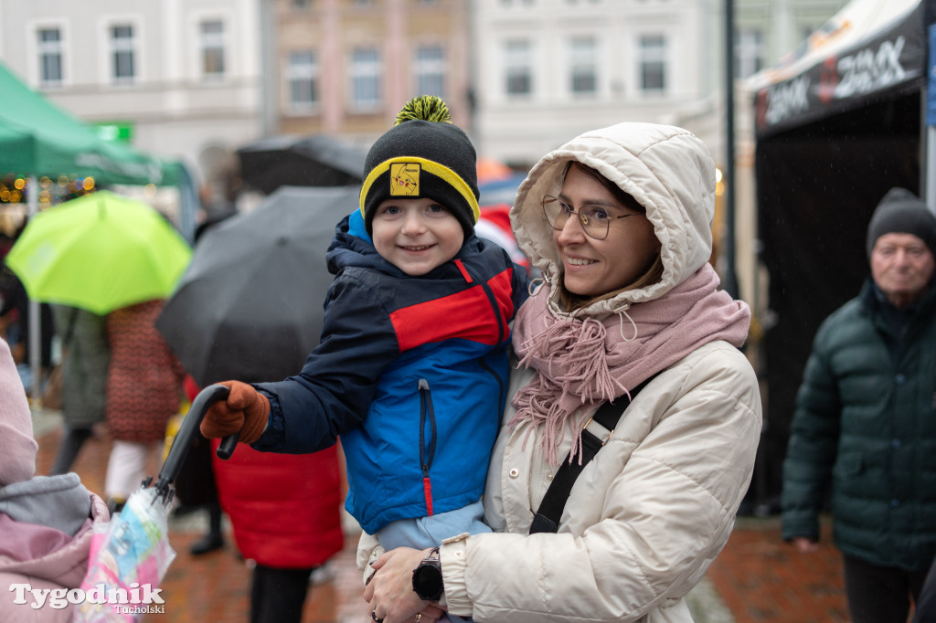Borowiacki Jarmark na rynku: GALERIA NR 1