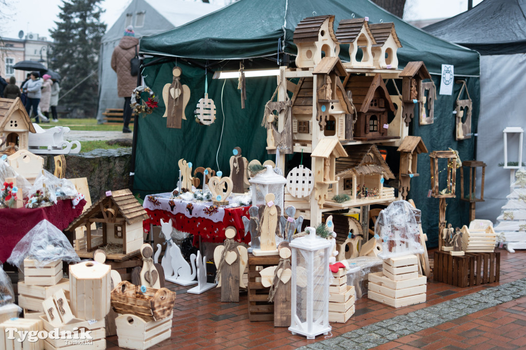 Borowiacki Jarmark na rynku: GALERIA NR 1