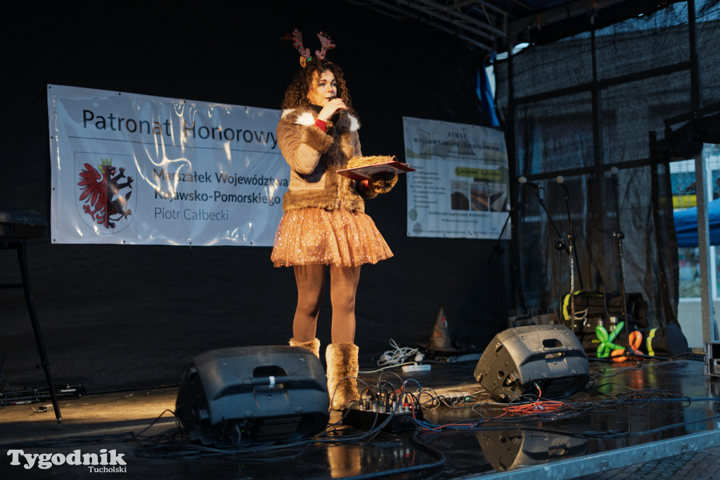 Borowiacki Jarmark na rynku: GALERIA NR 1