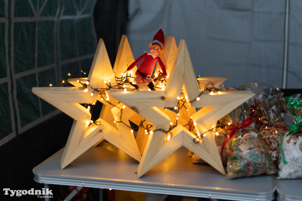 Borowiacki Jarmark na rynku: GALERIA NR 1