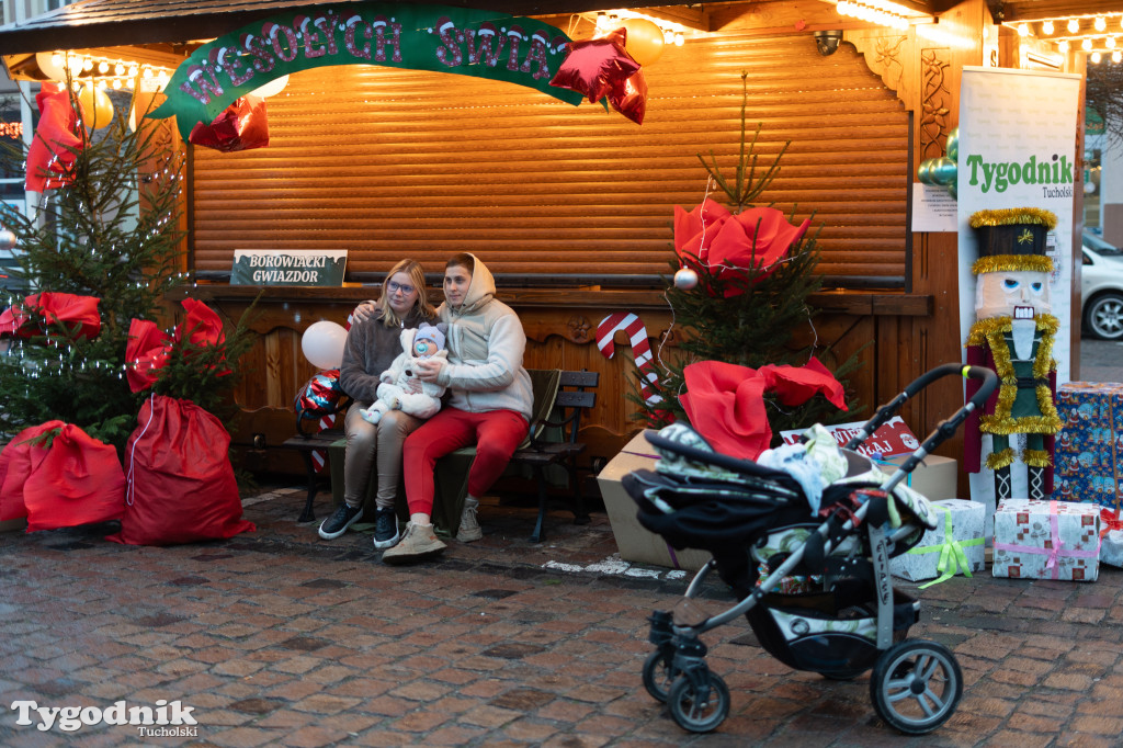 Borowiacki Jarmark na rynku: GALERIA NR 1