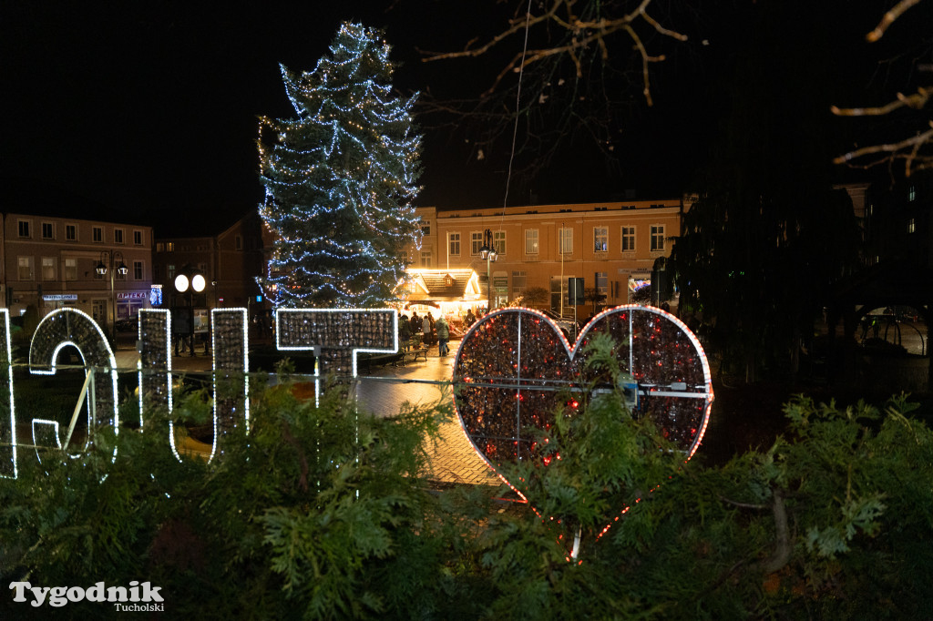 Borowiacki Jarmark na rynku: GALERIA NR 1