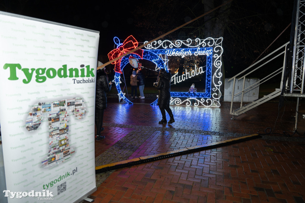 Borowiacki Jarmark na rynku: GALERIA NR 1