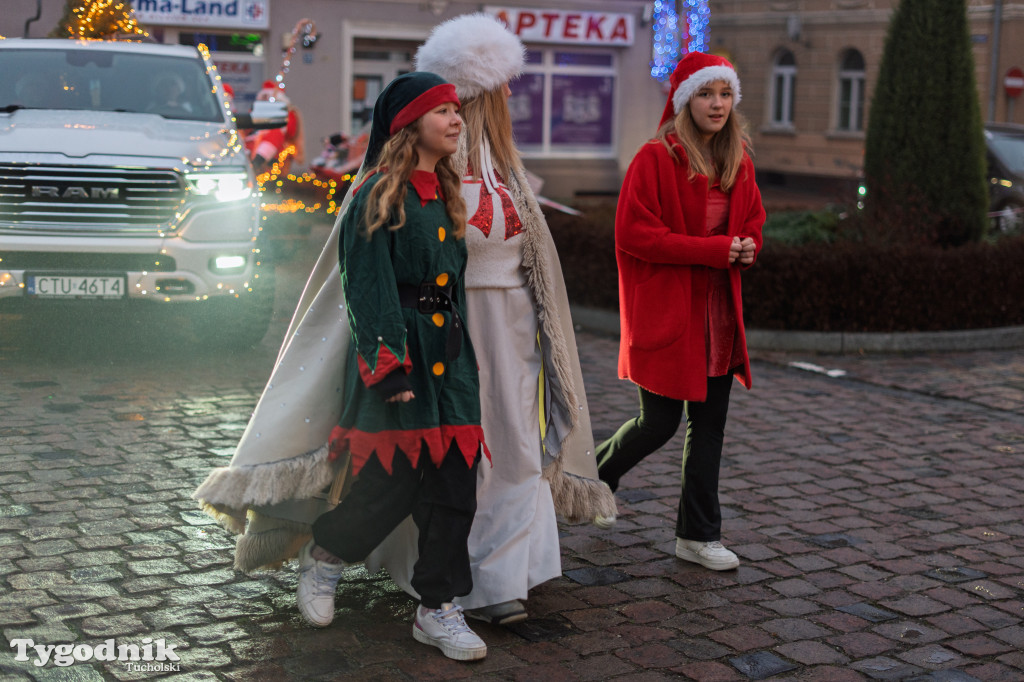 Borowiacki Jarmark na rynku w Tucholi DOMEK