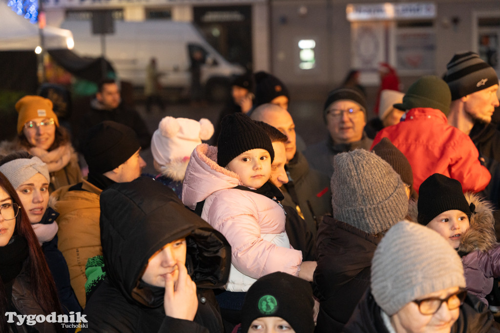 Borowiacki Jarmark na rynku w Tucholi DOMEK