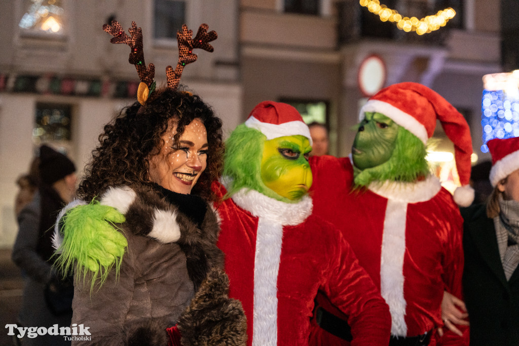 Borowiacki Jarmark na rynku w Tucholi DOMEK