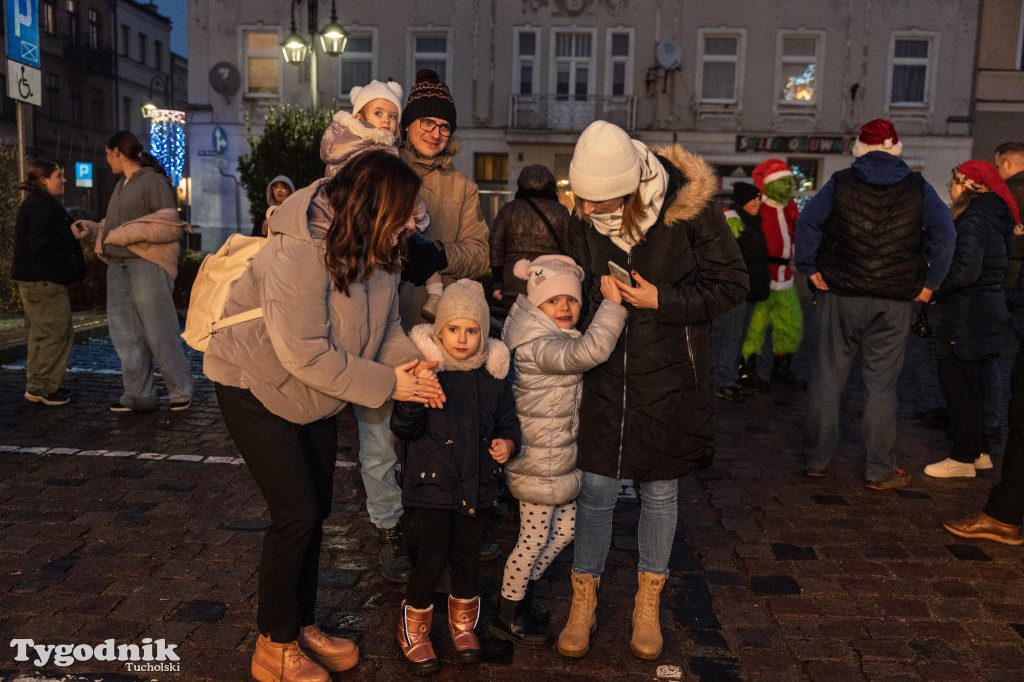 Borowiacki Jarmark na rynku w Tucholi DOMEK