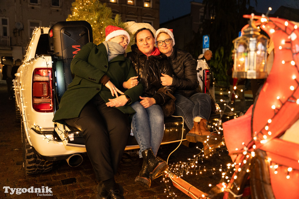 Borowiacki Jarmark na rynku w Tucholi DOMEK