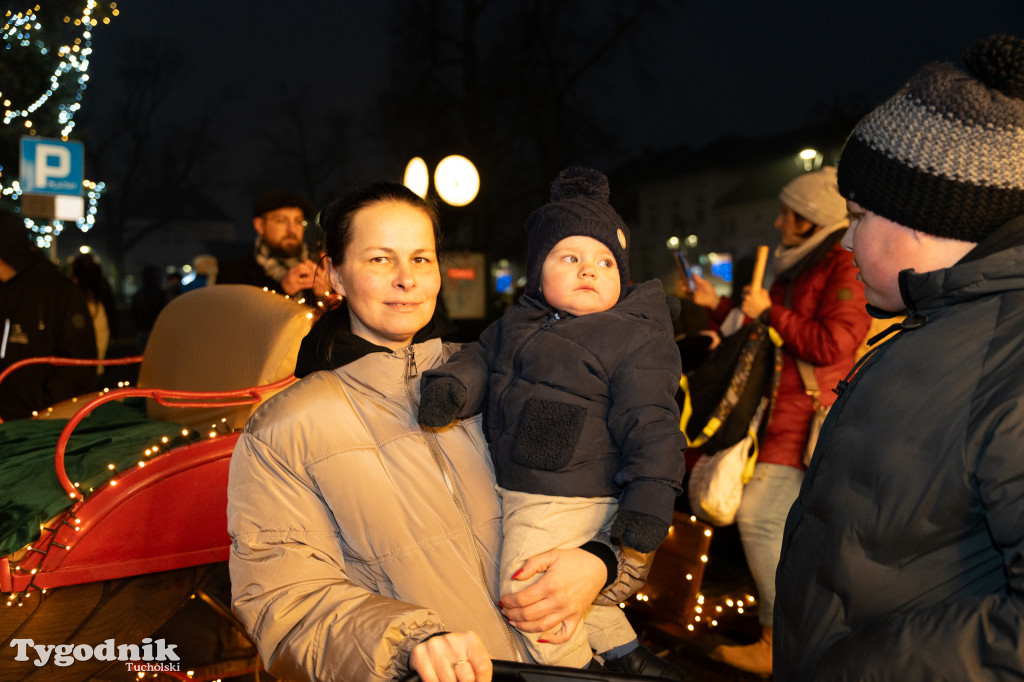 Borowiacki Jarmark na rynku w Tucholi DOMEK