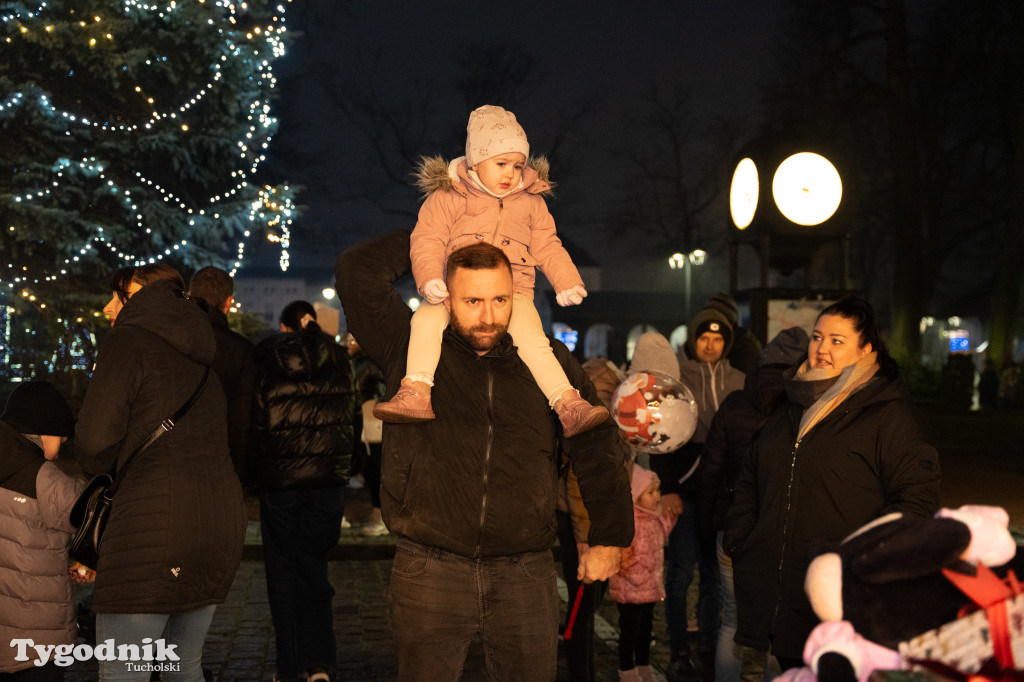 Borowiacki Jarmark na rynku w Tucholi DOMEK