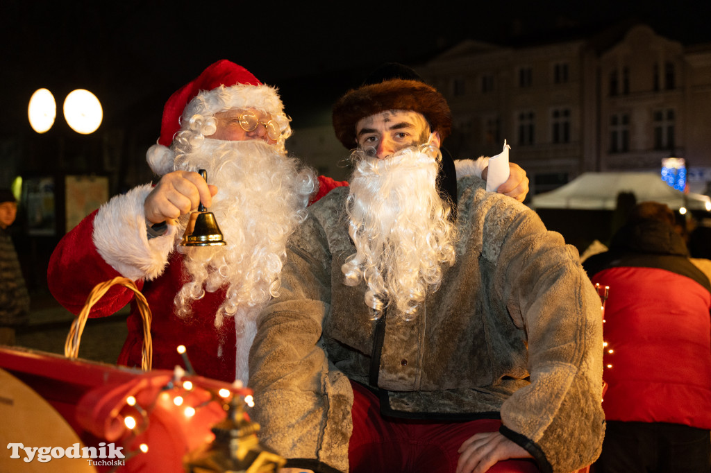 Borowiacki Jarmark na rynku w Tucholi DOMEK