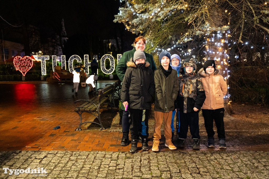 Borowiacki Jarmark na rynku w Tucholi DOMEK