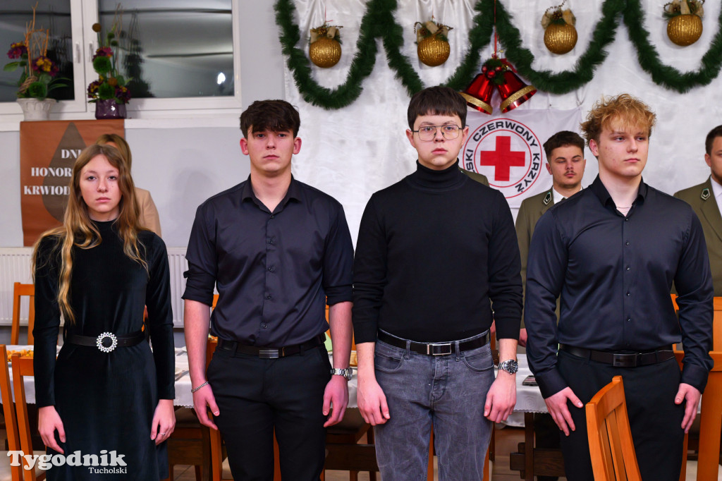 Krwiodawcy z powiatu tucholskiego odznaczeni z prezesem PCK