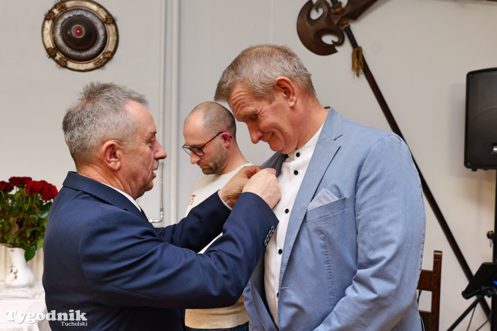 Krwiodawcy z powiatu tucholskiego odznaczeni z prezesem PCK