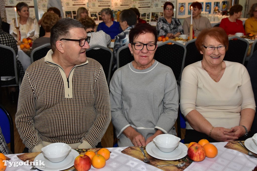 Aby w święta dobro zawsze zwyciężało nad złem. Spotkanie opłatkowe w Cekcynie / ZDJĘCIA