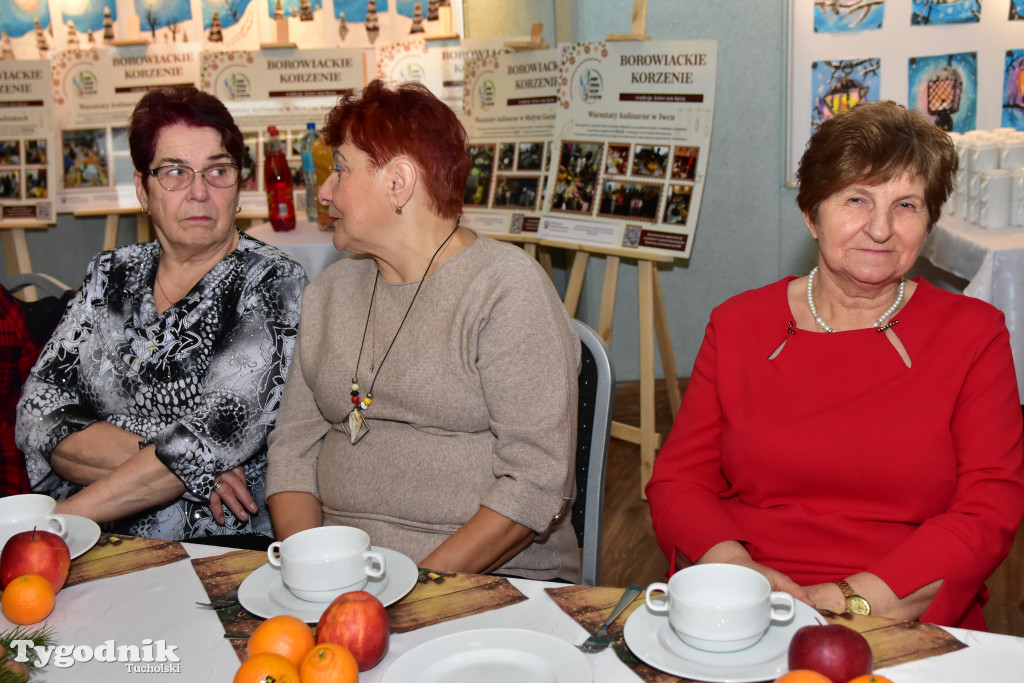 Aby w święta dobro zawsze zwyciężało nad złem. Spotkanie opłatkowe w Cekcynie / ZDJĘCIA