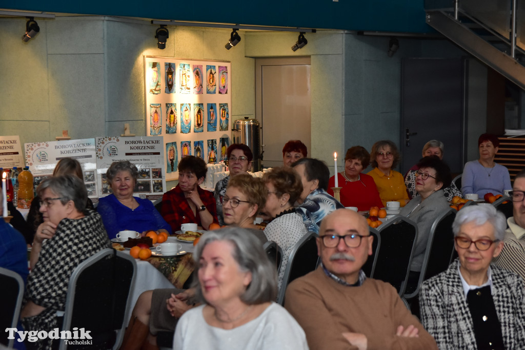 Aby w święta dobro zawsze zwyciężało nad złem. Spotkanie opłatkowe w Cekcynie / ZDJĘCIA